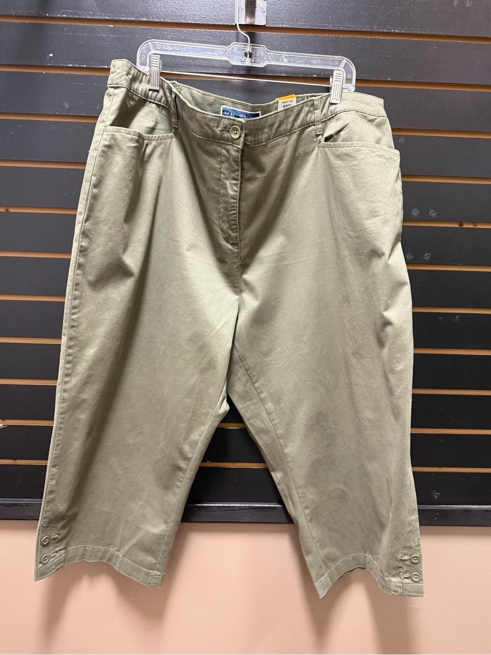 NWT Karen Scott Comfort Capri Pants Olive Green Plus Size 24W Stretch Cotton